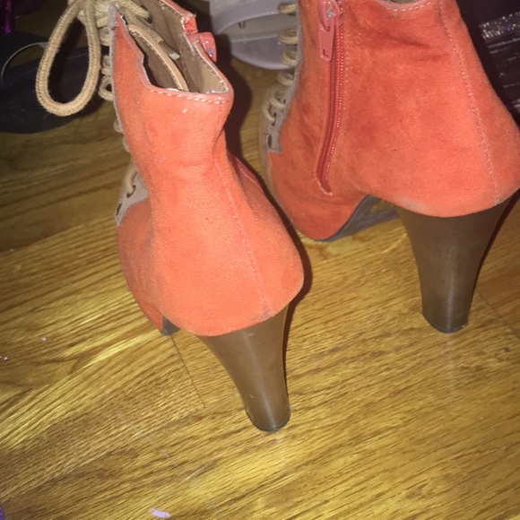 Shoes - Picture 2 of 2